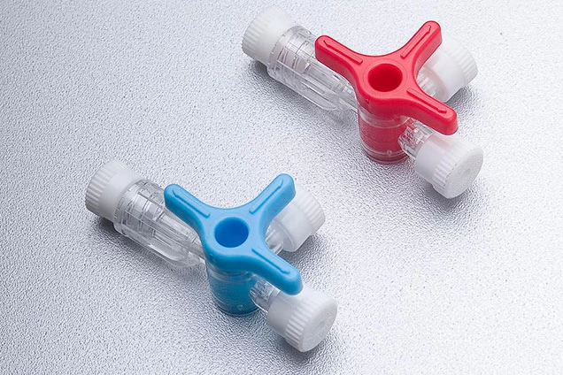LLAVE DE TRES VIAS GIMED